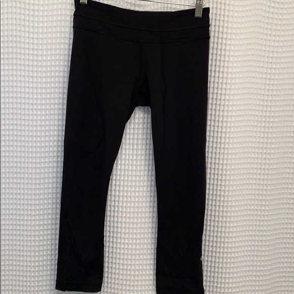 Lululemon crop legging - Picture 1 of 2